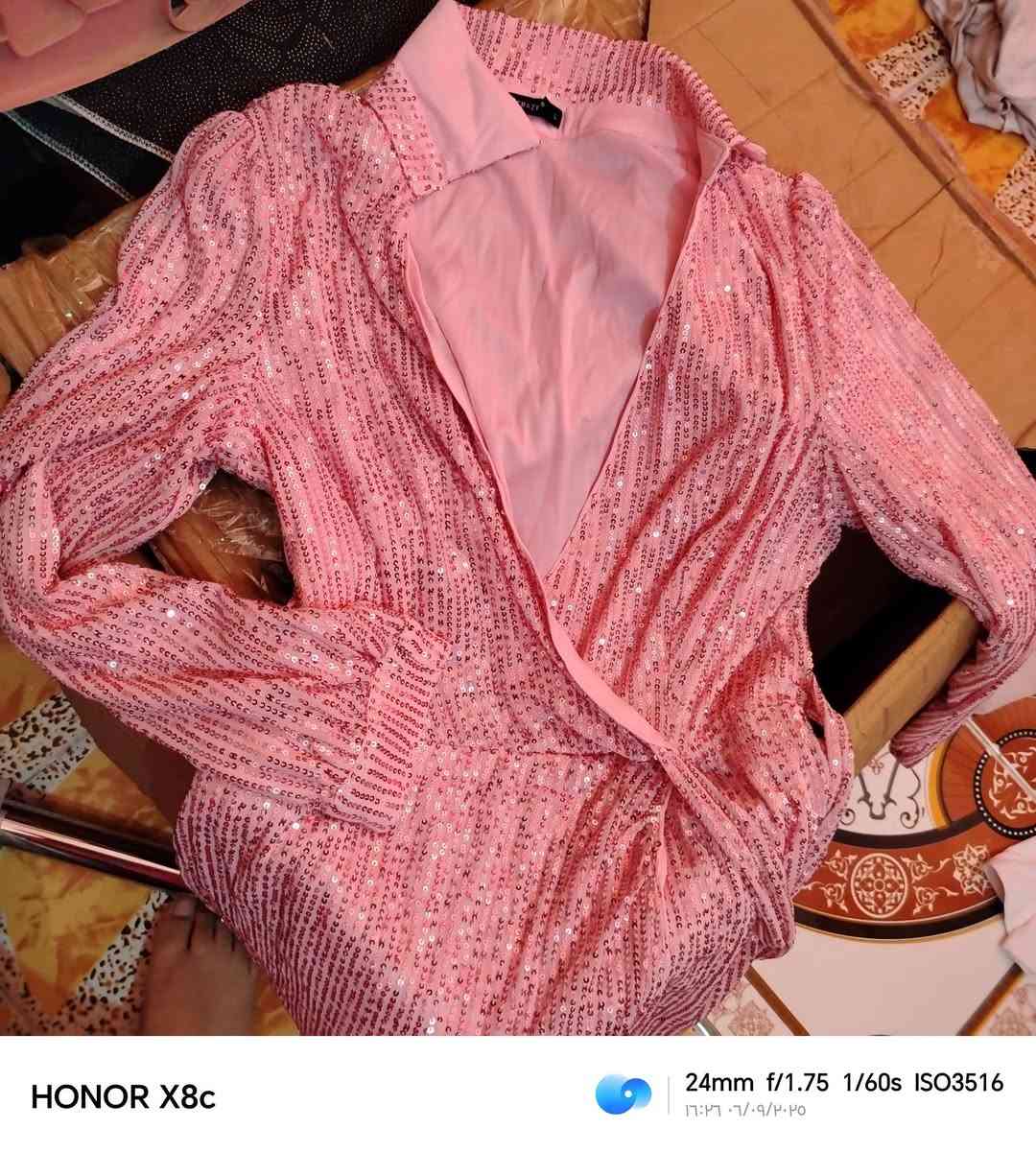 عندي هاي شلعه ٧٠ قطعه سعرها ١٠٠ نسائي وأطفال شي ان والله بلاش سعر يريدها يتفضل خاص يدز رقم وعنوان


**إذا كنت صاحب هذا الإعلان وتريد حذفه لأي سبب، رجاءا أرسل رسالة إلى الدعم الفني**