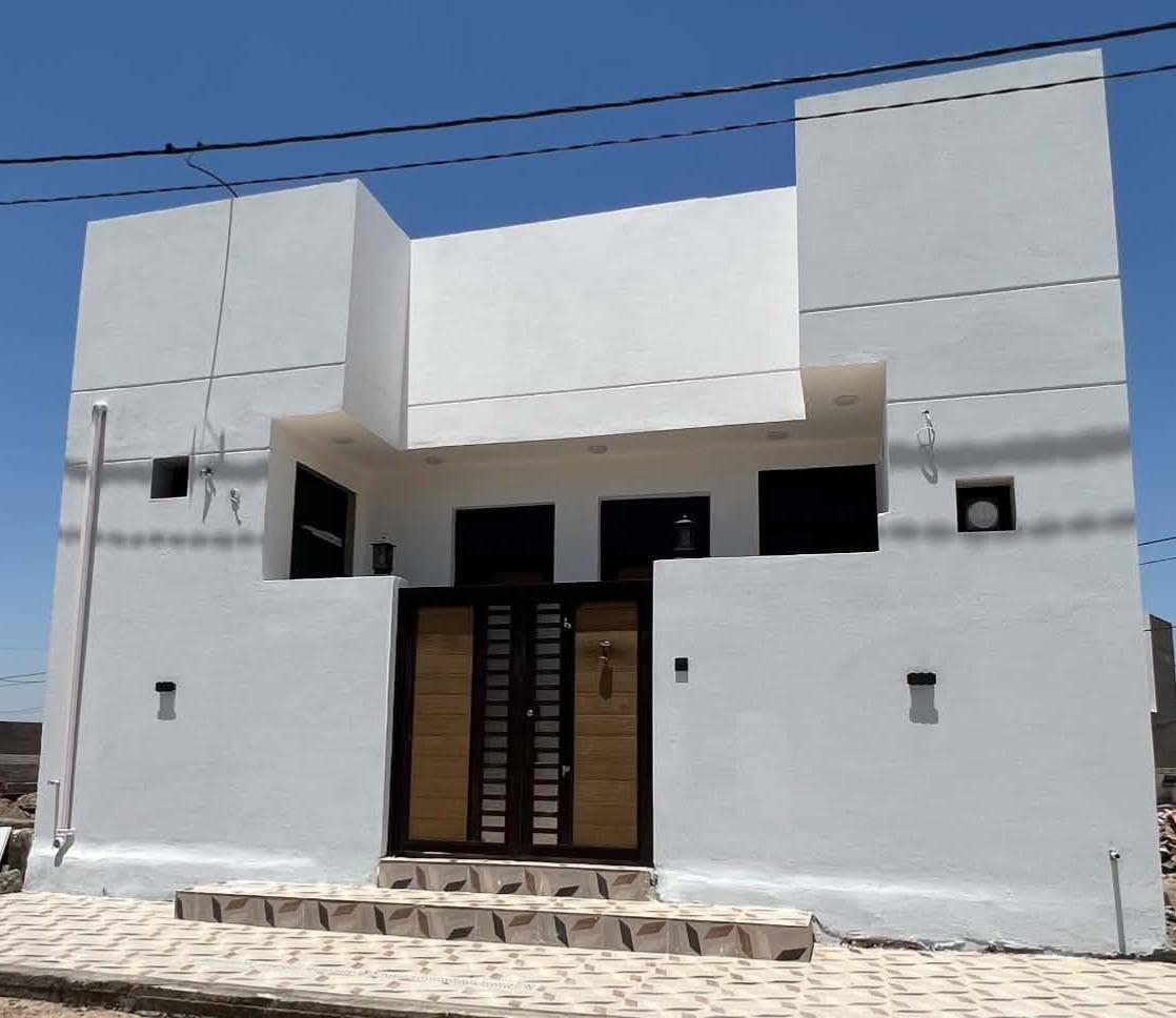 دار سكن للبيع طابو زراعي 
سند 25 مشمول بالتطويب
داخل مجمع حيدر أبن حجي هندي
بداية المجمع قريب على البوابه 
المساحة 100 M 
بناء حديث غير مسكون 
طابق واحد كونكريت مسلح
يقع على شارع بعرض 15 M
يحتوي على
غرفة/ صاله / استقبال / مطبخ حار + بارد
مجمع صحي عدد 2
                       مراجعة
مكتب مهدي العتابي للعقار ديوانية الجزائر مقابل فندق برج الامراء
للاستفسار 
*********** مهدي العتابي 
*********** حيدر الفتلاوي
***********
