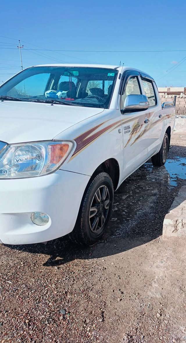 السلام عليكم تويوتى للبيع السونار موجود  بلنشرموديل8شاصي12فلاحي سنويهه للثلاثين رقم صلاح الدين انگليزي المكان الشرقاط السعر155وبي مجال للشرايه للاستفسار اكثر ه‍***********
