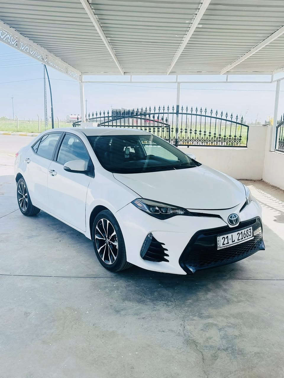 للبيع كورلا 2017 SE ابيض سيارة حلوة خير من الله بدون نقص رقم سليمانيه ب أسمي ضرر بونيد بلاد   
و صبغ نص باب السايق فقط بدون شاصي السعر 147 
بي مجال قليل مكان السيارة ديالى قره تبة
 ***********
