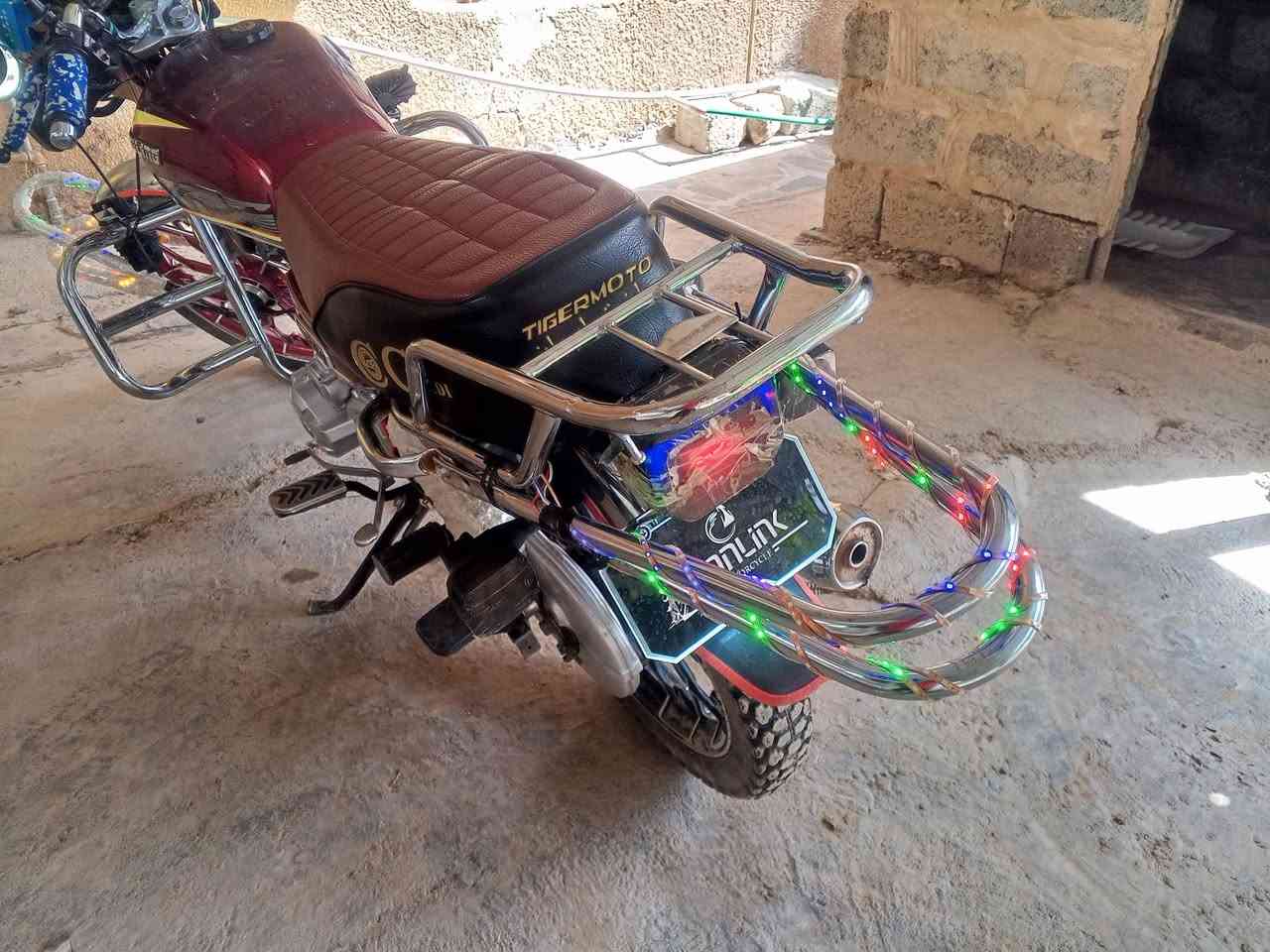 ماطور موديل 2024  ما مبدل بيه شي  علا وضع شركه  ملاحضه زغيره مبدل بيه ويل وراه فقط   شرط ماطور ما مفتوح  ڱڵـه  شغال تاخذ وتفحص ما عجبك ترجعه  محرك شرط ما  طاخته سبانه  السعر 650  بيه مجال بصيط


**إذا كنت صاحب هذا الإعلان وتريد حذفه لأي سبب، رجاءا أرسل رسالة إلى الدعم الفني**