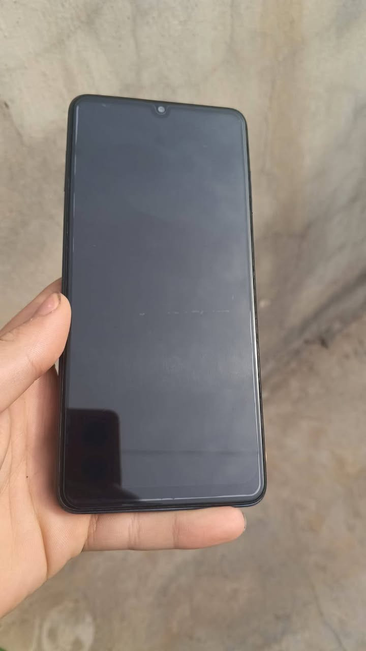 اوبو a53 برو🔥جهاز غني عن تعريف 📱
نضيف كل عيب مابي 
كامرته حلوه  🔥
يدعم الشحن السريع 
ذاكره/128 💥
كل عيب مابي كله بلادي 

بطاريه 5000 سعره (85)📸  عنواني كركوك ***********
