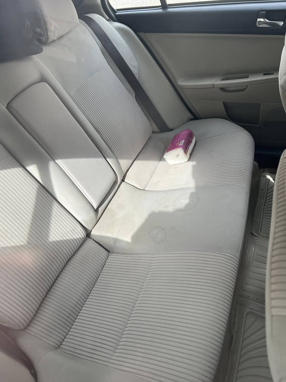 السلام عليكم
لانسر موديل 2016خليجي 
رقم بغداد سنويه جديده 
ضرر بس جاملغ مصبوغ اثر شخط 
مكفول كير محرك صدر جديد تاير جديد السياره مناقصها شي 
ماشيه 116الف
للستفسار ***********
