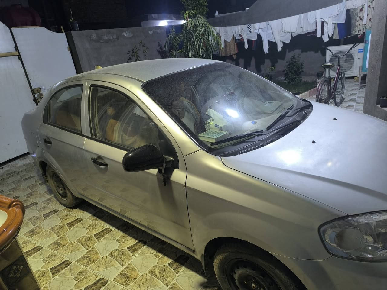 السلام عليكم سياره افيو مسكر خليجي للبيع 
سنويه بأسمي موديل 2013 للتواصل ***********
