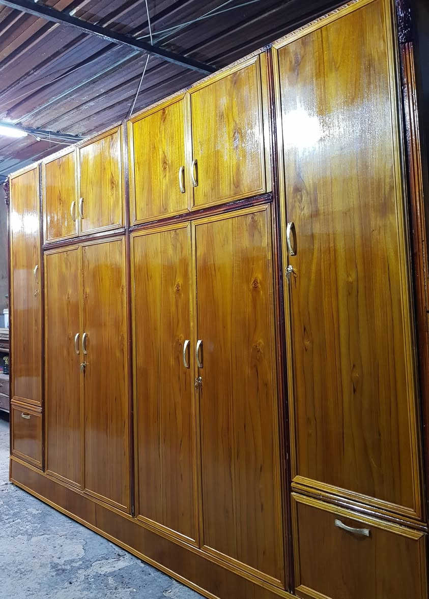 للبيع كنتور مستخدم صاج داخل وخارج ست ابواب ملحق يوجد توصيل بكروه


**إذا كنت صاحب هذا الإعلان وتريد حذفه لأي سبب، رجاءا أرسل رسالة إلى الدعم الفني**