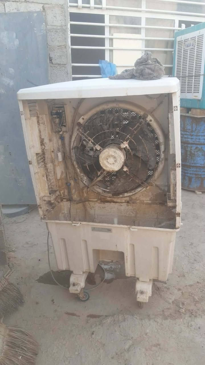 السلام عليكم مبرده للبيع فجه طفت ما اعرف شبيها سعرها 50 وبيها مجال قليل مكاني شارع المعمل رقمي ***********

