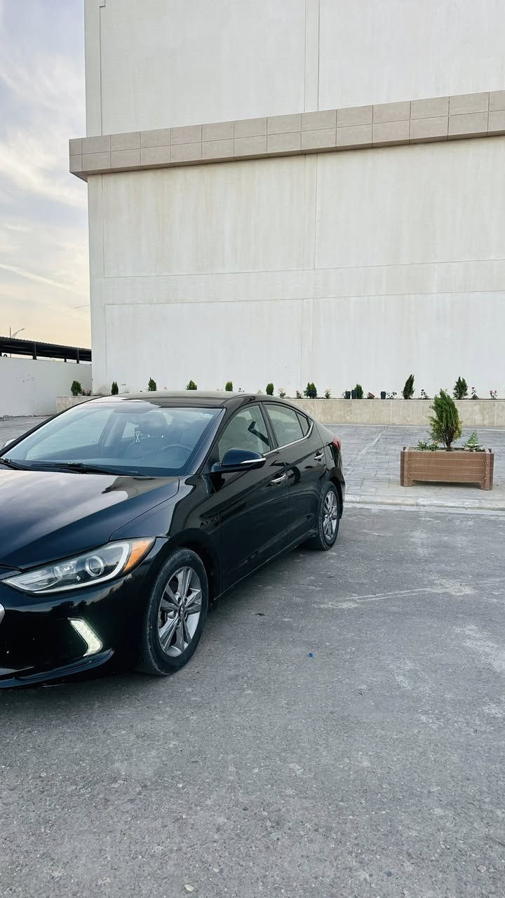 السلام عليكم اعتذر عن الأقساط والوعدة للبيع هونداي الانترا 2017وارد أمريكي رقم أربيل دولي شرط التحويل بيه بنيد بدون  داخل وبل اهلال الخلفي مواصفات بصبة تشغيل أبواب بصمات تحكم استيرن سيارة جديدة حيل صدر خلفي امامي جديد رقم وهزة وسنوية كلة جديد سعر 119 وبيها مجال مكاني صلاح الدين تكريت للاستفسار ***********
