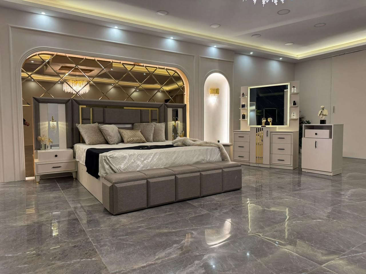 ✨ موديل رونالدو برو – ستايل مودرن ✨

🛋️ عدد القطع: 10 قطع
📏 كنتور ملحق: 335 سم

🔹 المواصفات:
1️⃣ ظهر بلوك
2️⃣ براغي وچوي حديد
🛏️ سرير مخزن
⭐ شغل درجة أولى

📩 للحجز والاستفسار:
راسلوا الصفحة مباشرة
أو تواصلوا عبر الرقم:
📱 ***********
(يتوفر واتساب لخدمتكم
