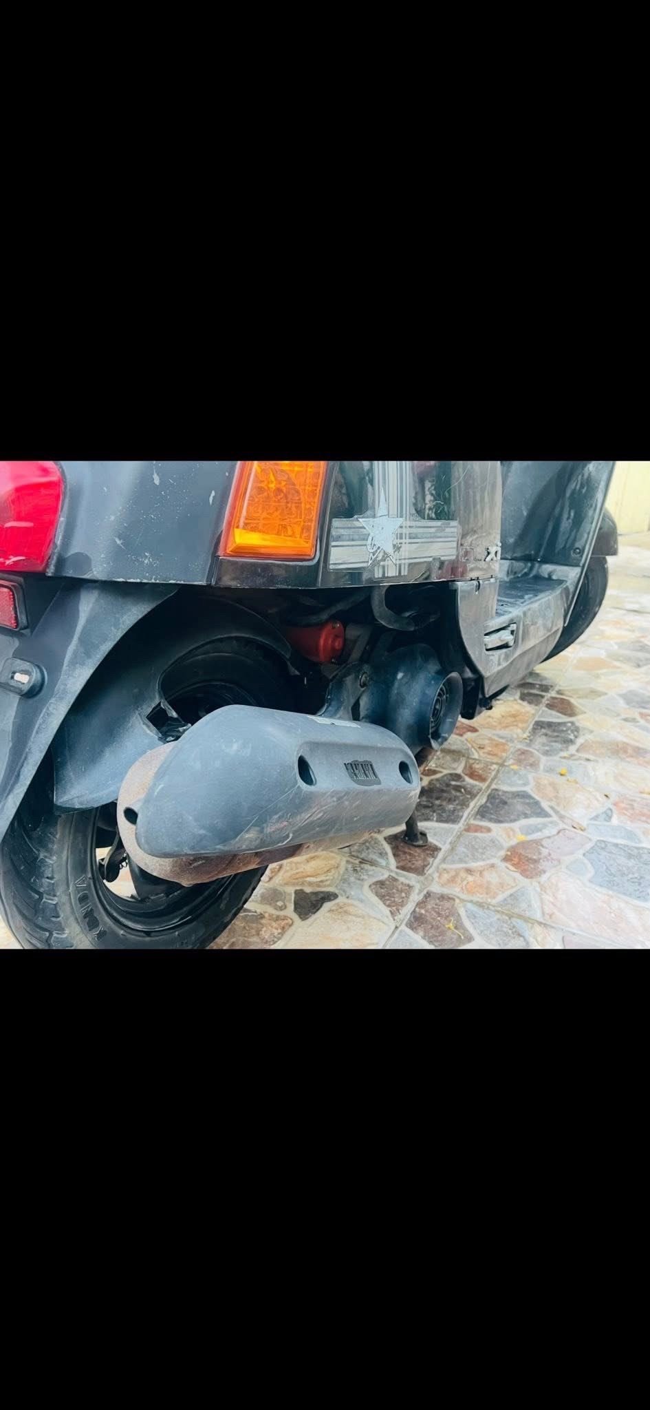 سلام عليكم دراجه بوليس منزلها من رمبة اوراقه كامله  مجفتها  مره وحده ع أيدي سلف رياضي فول دراجه نظيفه مكاني الدوره حي الصحه  550 لحد يكسر بسعرها ومو شراي لا يجيني ويراسل ***********