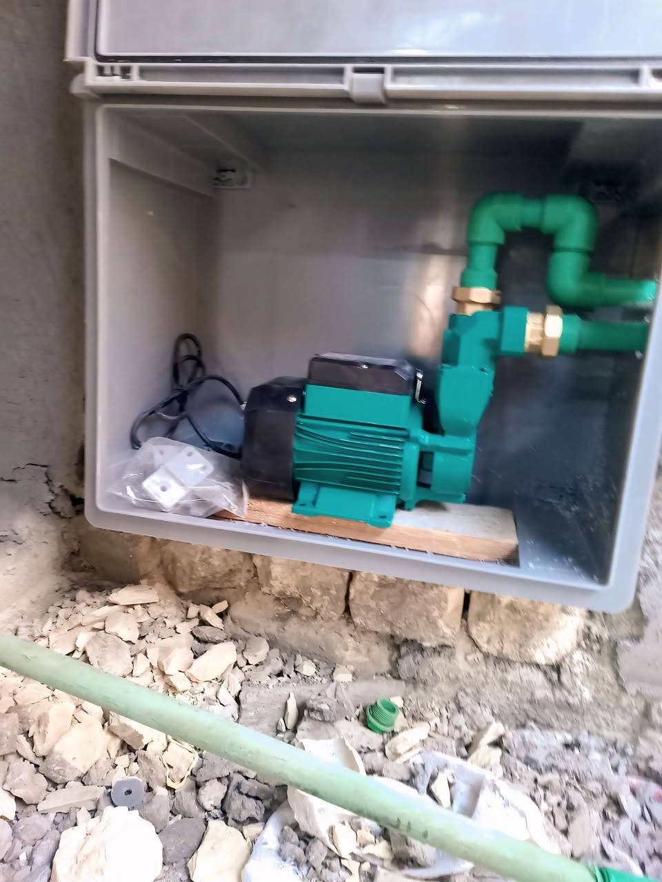 تأسيس ماء ومجاري متفرغ حاليا
***********
***********
