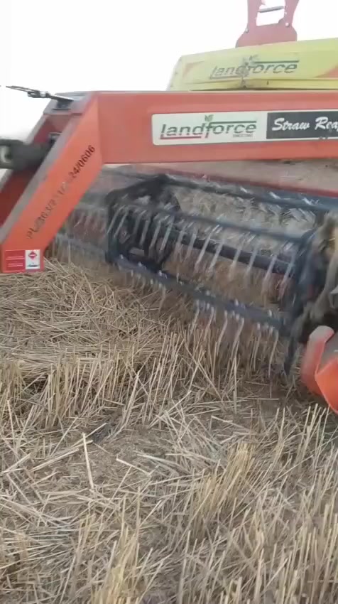 السلام عليكم
معمل تبن للبيع مع عربانه عدد ٢
بابل قضاء المحاويل 
***********
