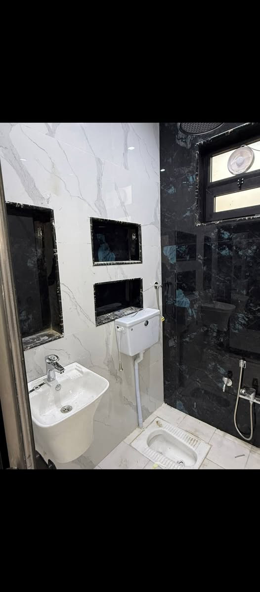 بسم الله الرحمن الرحيم 
تابع الصفحه ليصلك كل ماهو جديد
مكتب الابرار للعقار 

🌹 دار للبيع مساحه 100متر 
🌹 حي السلام منطقه ال 33
🌹 طابقين جديد فول مواصفات  
🌹 شارع 10 مكان مميز 
🌹 بناء درجه اولى صب كونكريت 
🌹 بناء VlP تصميم هندسي 
🌹 ثلاث غرف نوم 

💎 طابق الاول 
غرفه وصاله واستقبال ومطبخ وصحيات

💎 طابق الثاني 
غرفتين وصاله وصحيات 

للاستفسار الاتصال عله 
***********

🌷 عنوان المكتب
🌷 حي السلام نهايه شارع ابو الدجاج

ملاحظه. عندك دار للبيع او الايجار او الرهن للعرض ما عليك سوى مراسلتنا عله الخاص او الاتصال على الرقم واتساب النجف, العراق
