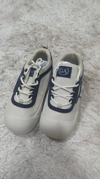 احذيه نسائيه قالب صغير  سعر القطعه 7 الف  توصيل موجود  واتساب 07732701...