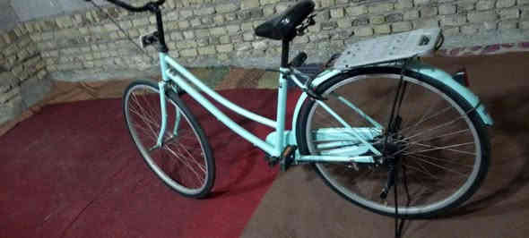 بايسكل للبيع راسلني ***********والتفاصيل جوة
قفل +2نشرات +5دبلات +جك وسط +سوباية امامية +حمالة مبايل +حمالة مشروب +مسطرة

وجاملغ امامي

وكاسحة
