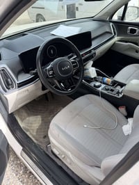 سورنتو موديل 2024 خليجي فول 1/1 داتاشو ويل ٢٠ جنطة كهرباء  ماشية 33 ال...