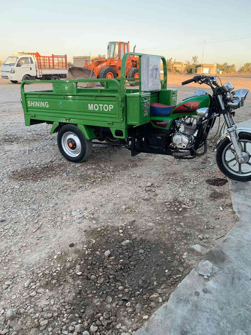 23لبيع رواق صولي وصل نعرض مجود شاصي مكفول ستوته خير من الله ستوته جاهزه مكان بابل محاويل ناحيت المام سعر 2ملونين   بي مجال ***********
