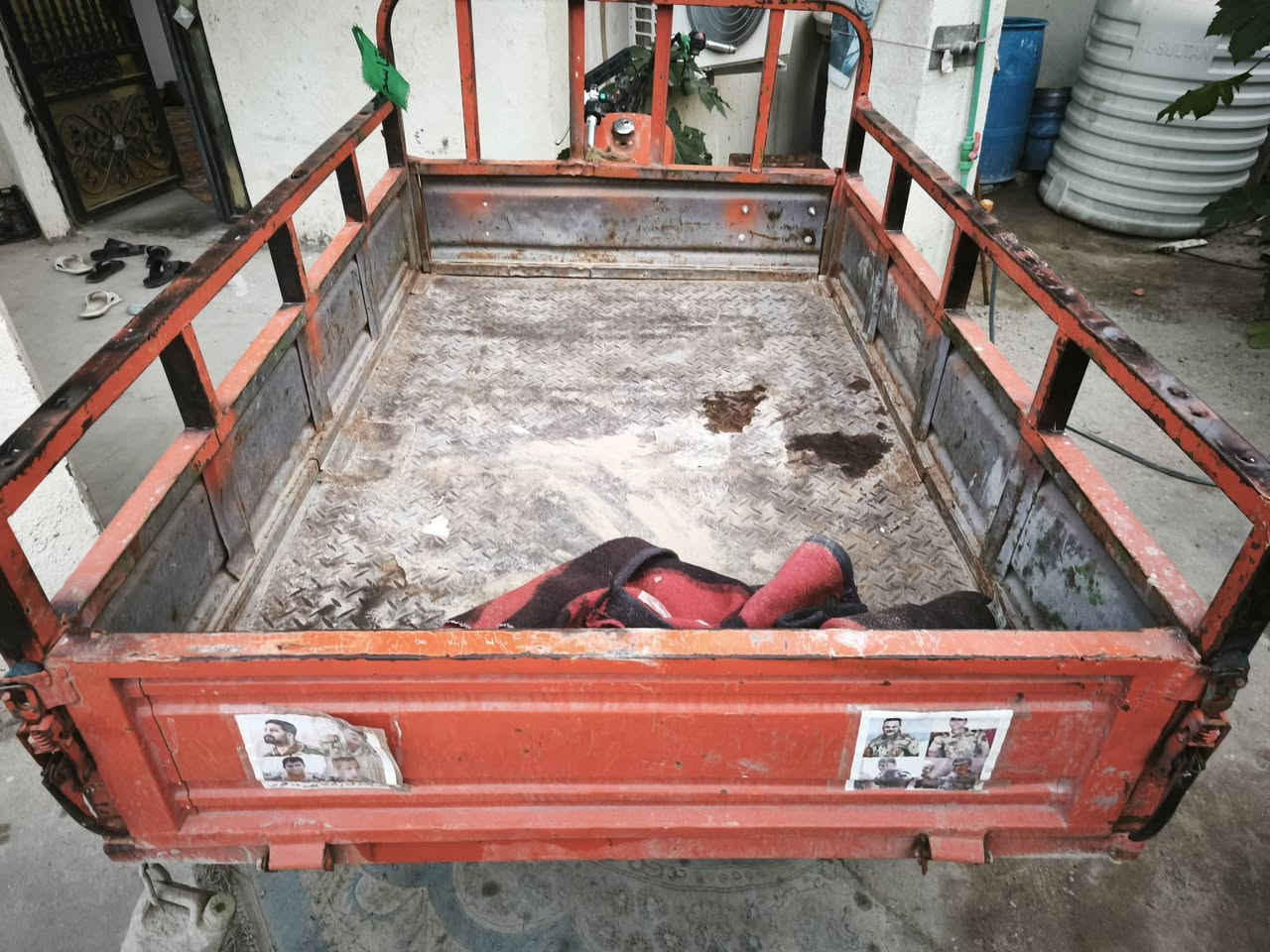 سلام عليكم ستوته اوراقه ضايعه اتكفلك عشاير  للبيع اكسن لطش وتايرات سايبه جوبلس وتاير كدام مال بطه جوبلس جدد عوزه تلحيضات ودشلي مال الهندر مسحوگ يراد دشلي بس لستوته شغاله تشتغل دفعه  لسعر 450الف وبيه مجال قليل   واذا اكو مراوس حسب القناعه مكاني الزبير طريق سفوان مقابل لبترو رقم واتساب ***********
