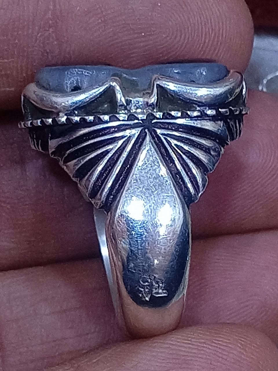 جزع يماني قديم ملاكط كاعنه وركاء مشروط
سعر  عالخاط لطفآ


**إذا كنت صاحب هذا الإعلان وتريد حذفه لأي سبب، رجاءا أرسل رسالة إلى الدعم الفني**