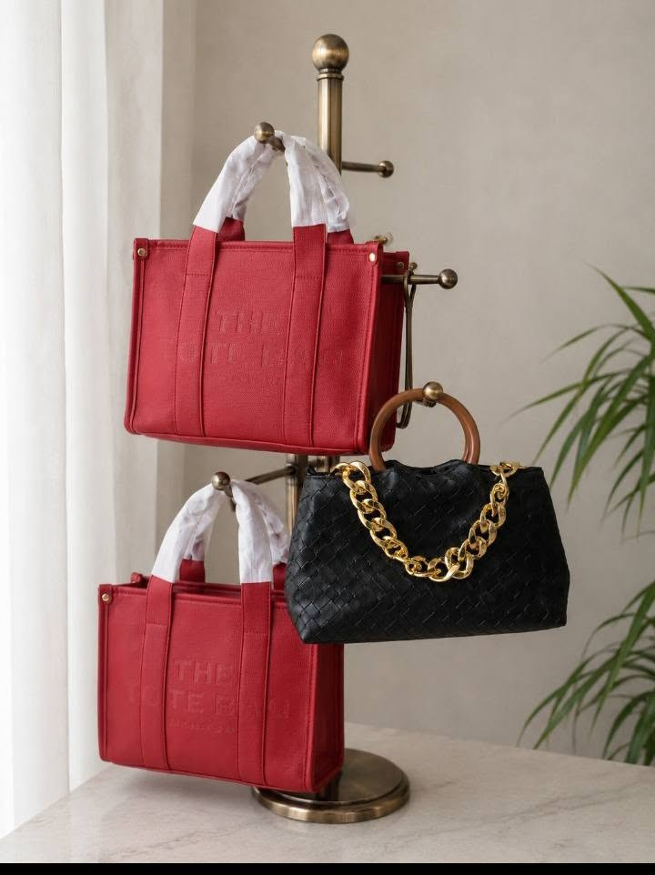 ❤️ جنطة Tote Bag باللون الأحمر ❤️

✨ تصميم أنيق وعصري
✨ خامة مرتبة وكوالتي عالي
✨ مناسبة للدوام، الجامعة والطلعات

💰 السعر: 6,000 دينار فقط

الكمية محدودة 🌹
للحجز والاستفسار مراسلة الصفحة.


**إذا كنت صاحب هذا الإعلان وتريد حذفه لأي سبب، رجاءا أرسل رسالة إلى الدعم الفني**