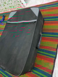 جنطه سفر مستعمله للبيع سعره 25قفل للتواصل وتساب 07812044152