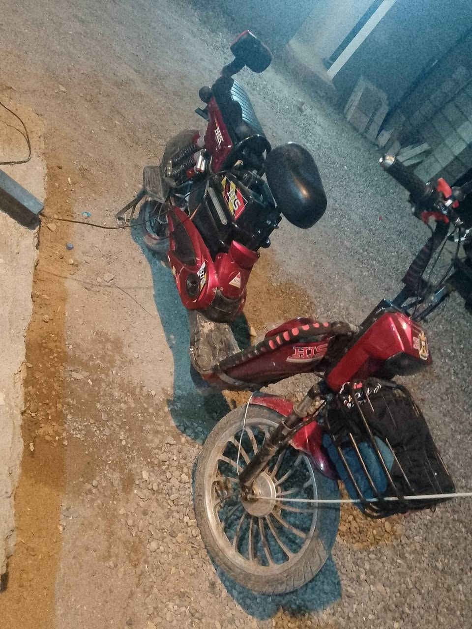 السلام عليكم ماطور شحن للبيع السعر 300 المكان العلم وهذا رقمي ***********
