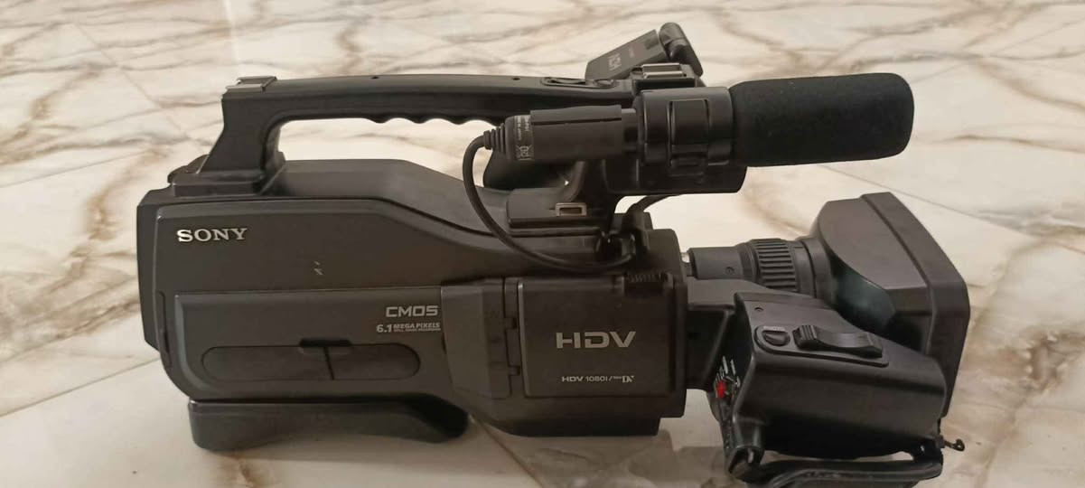 ‎كاميرا فيديو احترافية من سوني (Sony) من فئة الـ Handycam القديمة/شبه الاحترافية.
من التفاصي‎ النجف, العراق


**إذا كنت صاحب هذا الإعلان وتريد حذفه لأي سبب، رجاءا أرسل رسالة إلى الدعم الفني**