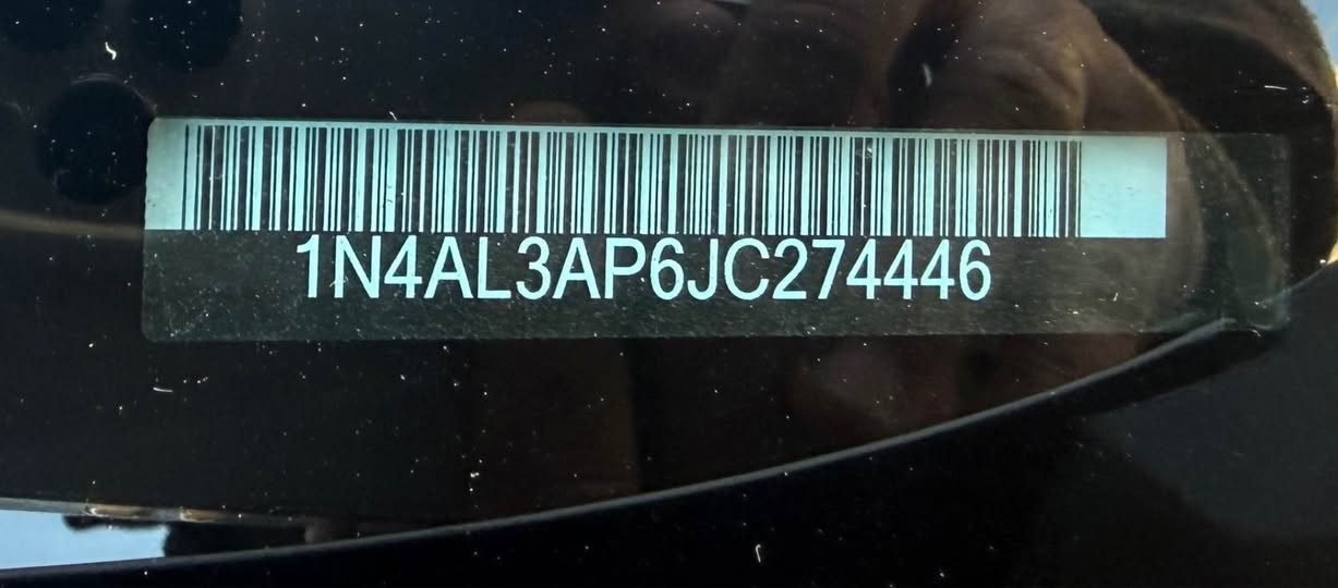 نيسان ئالتيما 2018 SR SPESHAL
گێر و مەكینە بەردی گزۆز بەشەرت 
بۆنیتی بۆیاغە بەبێ ناوگرتن ٤ پەنجە كارتی هەیە 
رەقم و سنوی نوێیە سیارەكە حقیقی ٥٥هەزار رۆشتوە 
سعری فرۆشتن ١٣٢ كەمێك مەجال *********** أربيل, العراق

