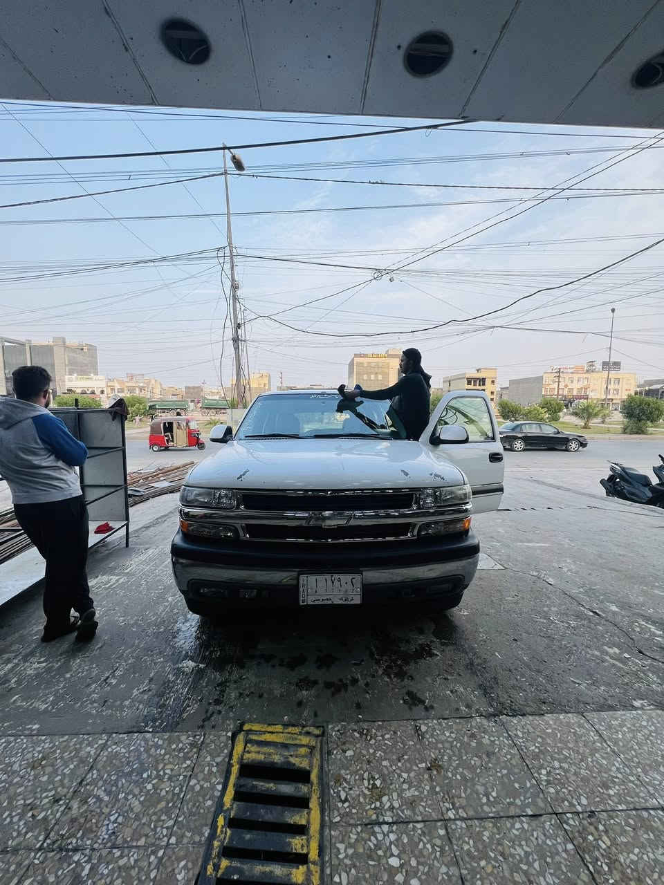 السلام عليكم شوفرليت للبيع سياره جاهزه محرك كير بشرط گشرهه ملاحظات كم مكان اكو مچولح الصبغ تخم تاير جديد حداديه جديد كهربائيات بلادي رقمهه كركوك بس گمرك مامدفوع فقط وكاله مكان السياره كركوك سعر 85 ورقه للأستفسار ***********
