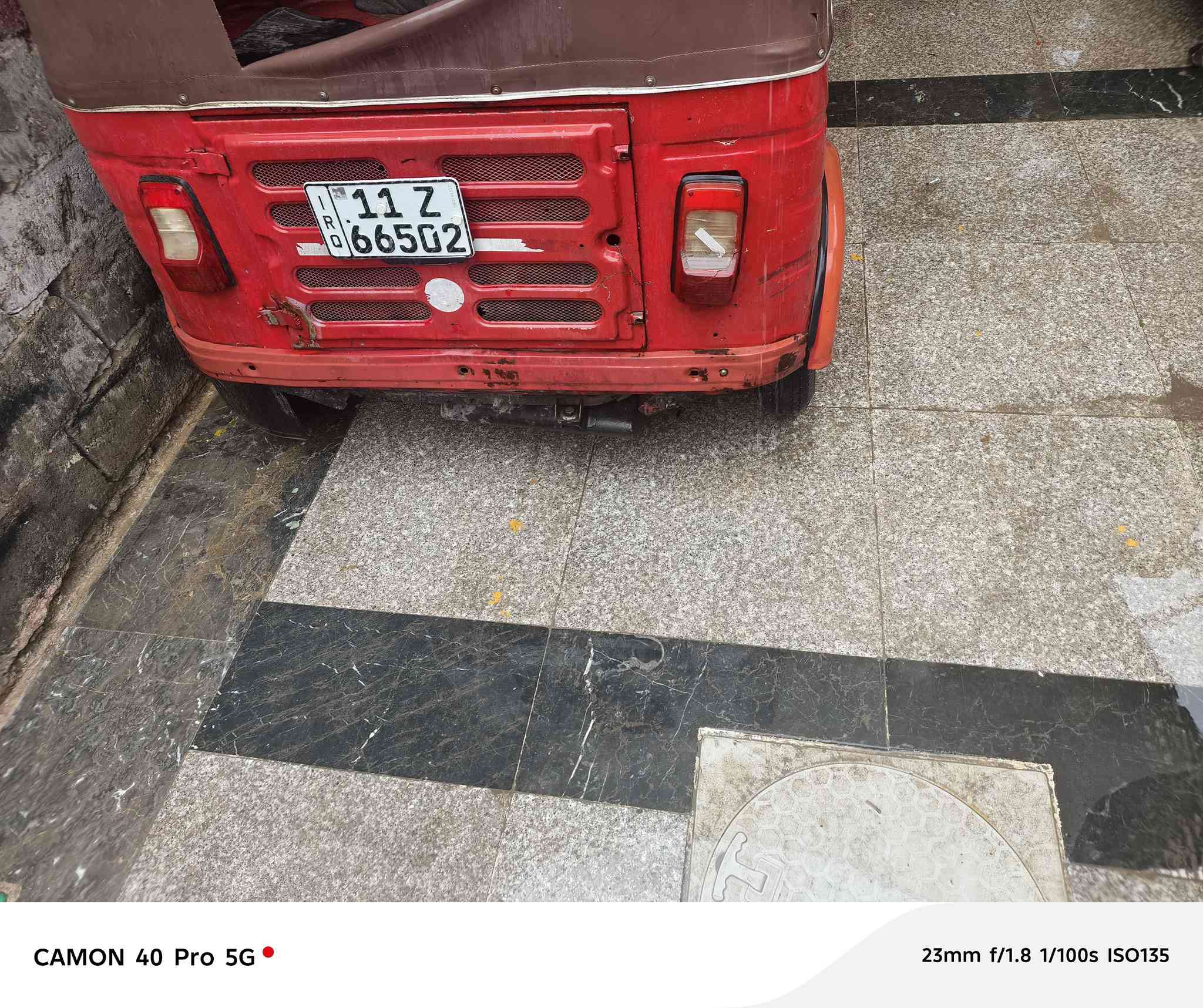 سلام عليكم تكتك موديل ١٧ كير مكينه اكسل خير من الله كهربيات كله شغاله رقم سنويه تحويل ثاني يوم تخم تاير يردله ترتيب شغاله حلوة ناعمه مال شغل سعرها بلاش 3550وبيه مجال مكاني بغداد الغزاليه***********
