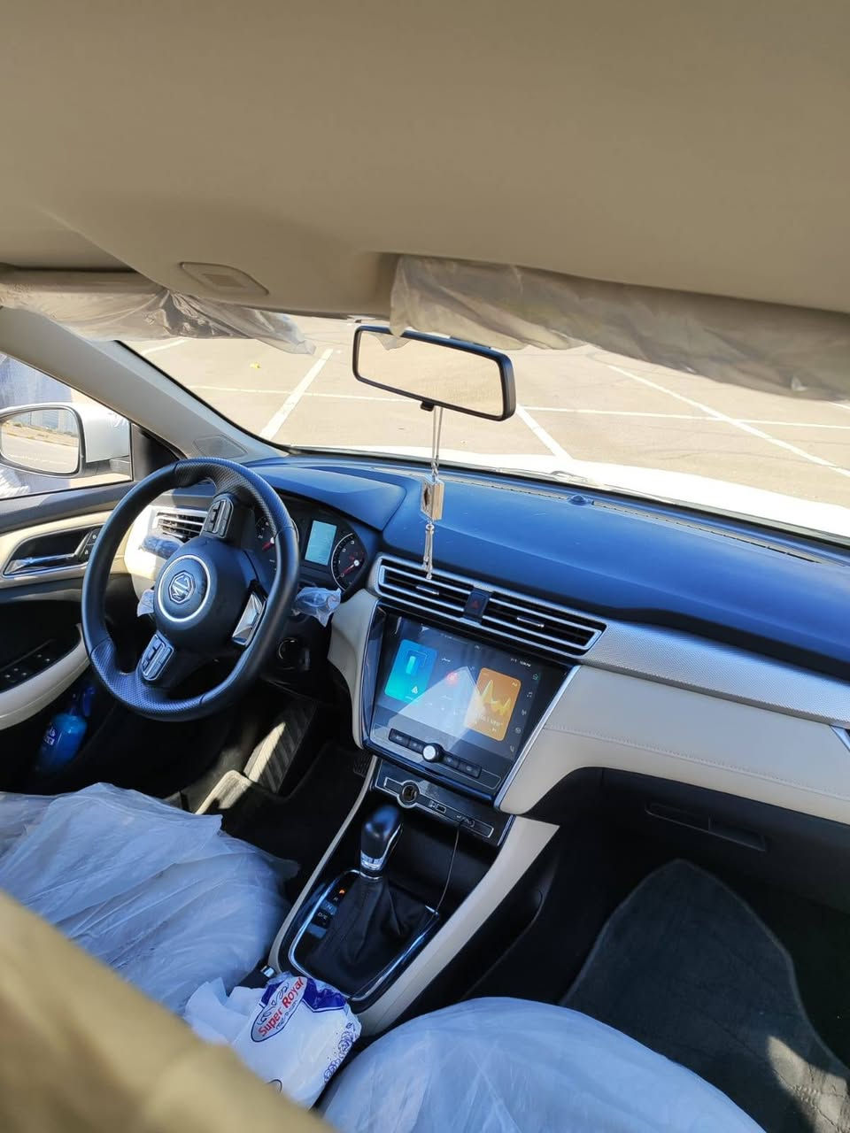 للبيع ام جي 5
سويج مو بصمه موديل 25
ماشيه 18000
السعر 110
***********
