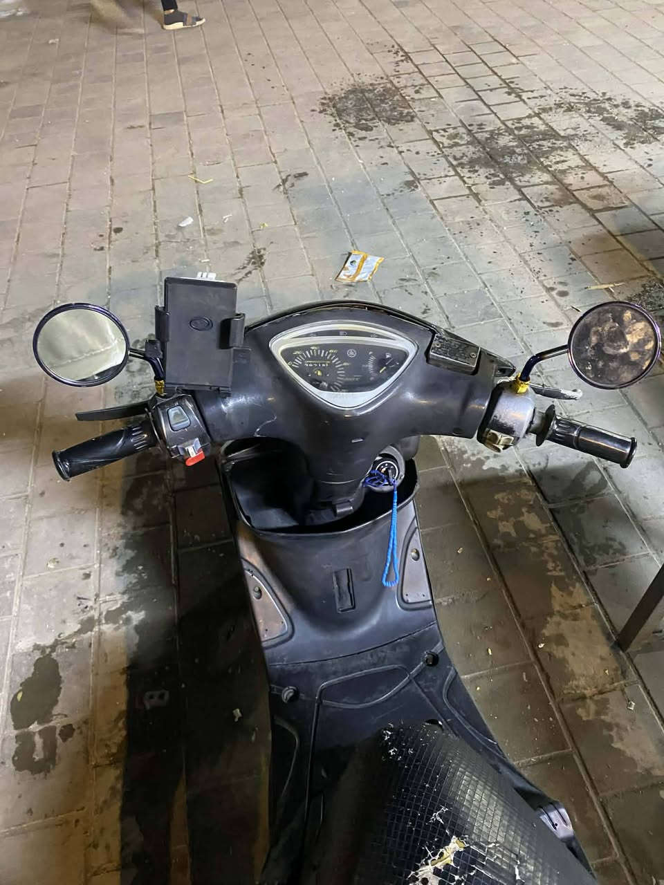 السلام عليكم دراجه ماكس للبيع عدله عدله مكينه حلوه كفرات حلوه كهربائيات شغاله السعر 450 ***********
