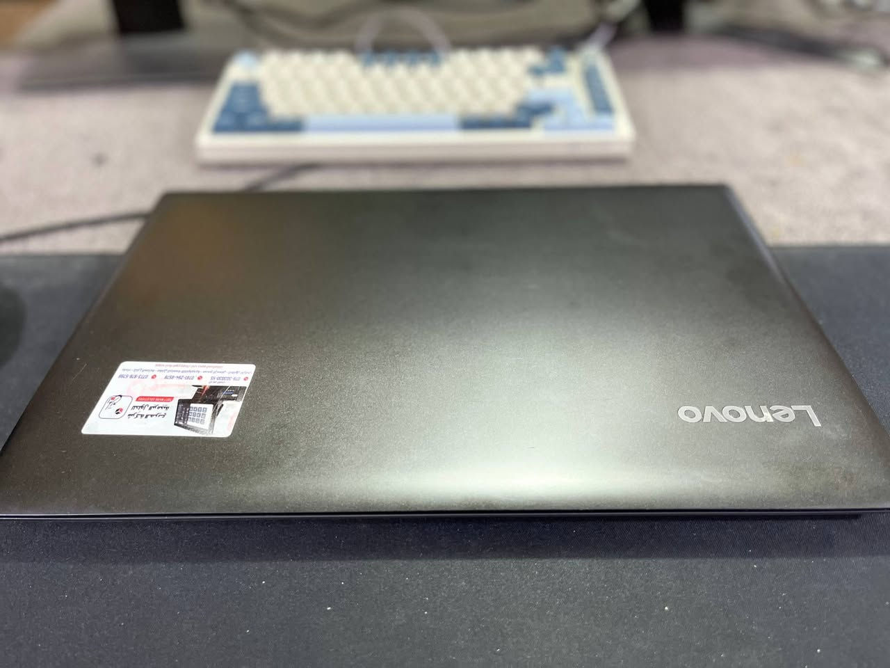 لابتوب  Lenovo ideapad 330مستعمل للبيع مناسب للتصفح والدراسة وبرامج Microsoft والالعاب الخفيفة. 
المواصفات: 
Cpu:- I5 8250u
Ram:- 4GB DDR4
Storage:- 512GB SSD
السعر 240 الف وبيه مجال.
للتواصل: 
770 277 4291
ادمن🌹
