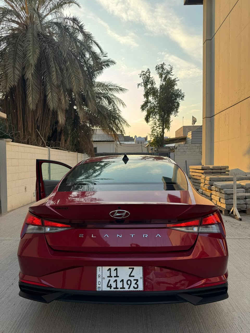 السلام عليكم
يا الله 

هونداي النترا 2023

رقم بغداد 

محرك :2000 دوش 

عداد مشي :57الف 

وارد :اميركا 

مواصفات 

1_بصمة 

2_تشغيل عن بعد 

3_بصمة ابواب مع ترحيب 

4_عدادات ديجتل 

5_شاشه حجم كبير ملتصق_

7_لد امامي مع عدسات زنون 

8_ويل كب بلاد 

9_شاشه تبريد بيانو منفصل 

10_رادار امامي مع كامره رادار 

11_رادار خلفي وجانبي 

12_نقاط عمياء

13_اوتو هولد 

14_تحكم وضعيات قياده 

15_فول تحكم ستيرن مع قيادة ذاتيه 

( تحويل مباشر )

حادث السيارة بجم

عنوان : بغداد جسر ديالى

السعر :148 وبيها مجال

استفسار :***********
