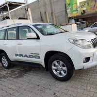 برادو ٢٠١٢ • ابيض صدفي • رقم سيليمانية