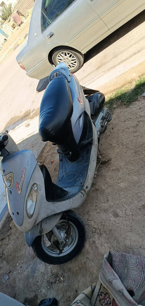 سلام عليك دراجه ماكس منغولي للبيع
دراجه نضيفه لا مفتوه ولا ملعوب بيه برغي ما مفتوح بيه 
ونضيفه وتجي وشوف شوف عينك السعر خاص اتصال ‏‪***********‬‏
