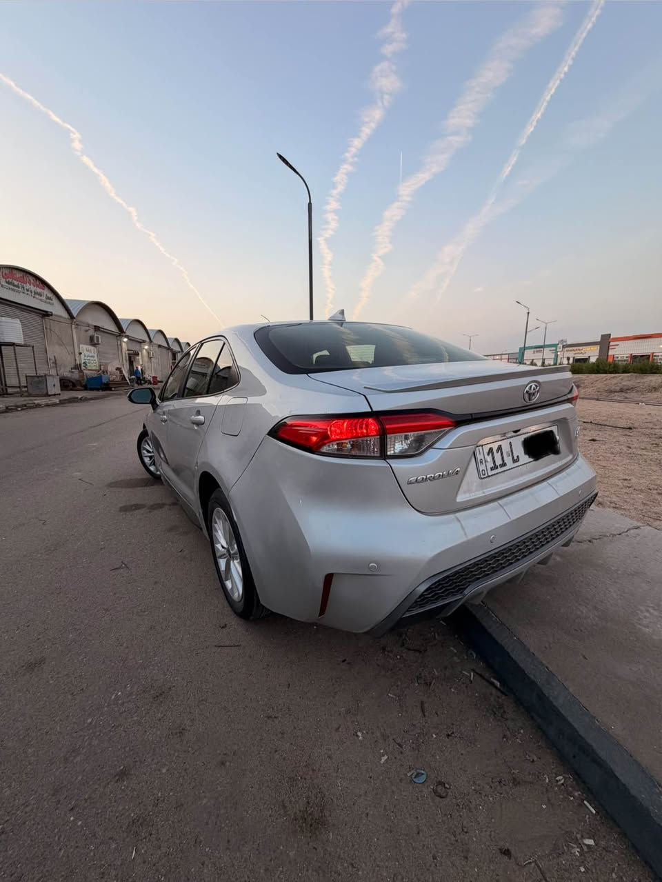 تويوتا كورلا موديل 2022 مكينه 2000
 كير 10 نمر رقم بغداد  الجديد 

المواصفات 🔰
 
هاند بريك بصمة 
 اوتو هولد
توقف ذاتي امامي بوصلة 
 كار بلي 
تحديد المسار التفاعلي 
مثبت سرعة تفاعلي 
شفتات ستيرن 
ثلاث انظمة قيادة 
ليد امامي 
ليد خلفي 
اشاير بالمرآة
زنون بلادي عالي ناصي 
شاشة كبيرة تدعم كل الأنظمة 
كاميرا 
  نظام التعرف على العلامات المرورية
وباقي مواصفات السياره المعروفه….
صور الحادث مرفقه اسفل المنشور🔻
 السعر 152
——————————————————
📍 عنواني / البصرة ابي الخصيب   
📞 *********** البصرة, العراق
