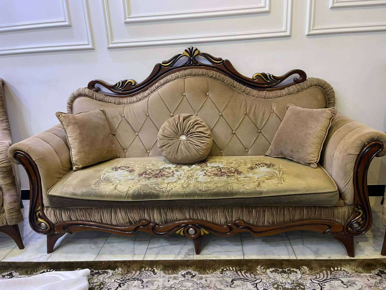 كلمن وسعره مكان بغداد التخم عشر مقاعد مكان الدوره ب500

مكنسه ب50
نص تخم 75 
بلازما ال38 ب125
البلازما ال32ب 75


**إذا كنت صاحب هذا الإعلان وتريد حذفه لأي سبب، رجاءا أرسل رسالة إلى الدعم الفني**