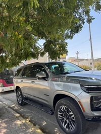 تاهو ⁦2025/Z71⁩فول مواصفات عدا الفتحه  سياره نضيفه جداً كتاب شهداء دخو...