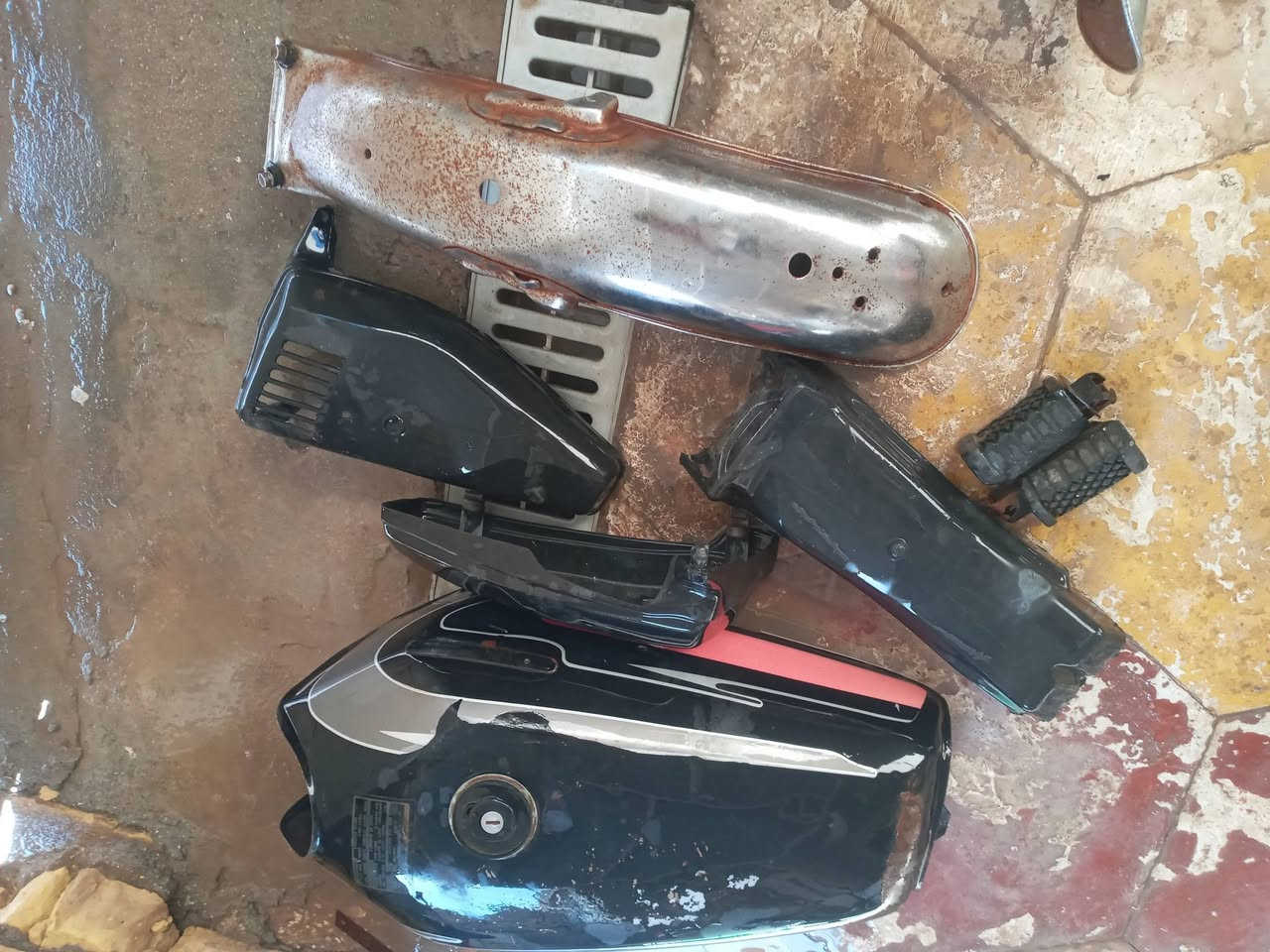 السلام عليكم تانكي وا الصفاحيات مالته دوست رجل خلفيه وا جاملغات وا انته قيم وا اخذ مكاني تضحيه ***********
