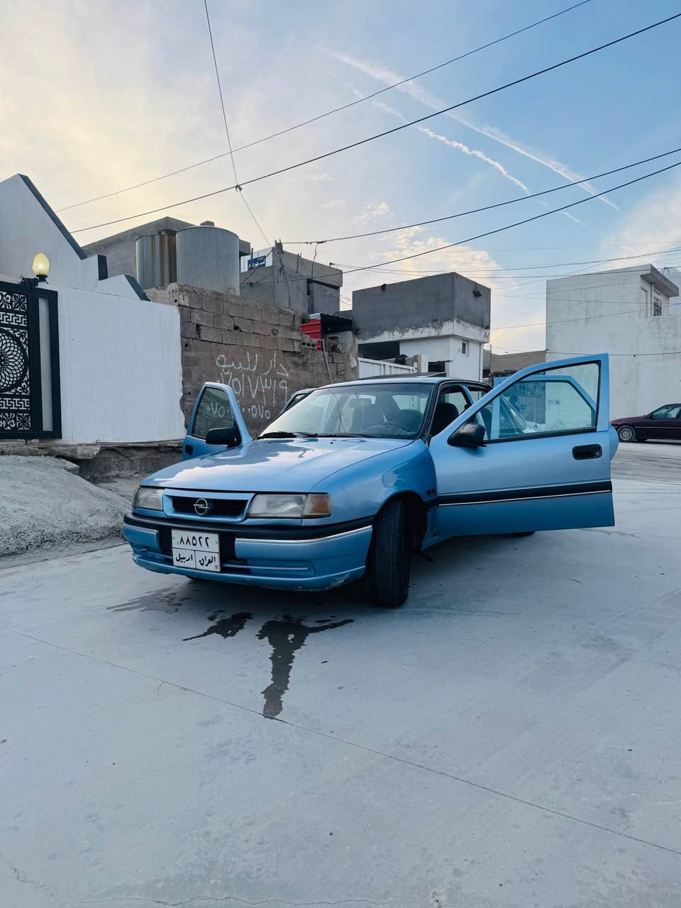 فيكترا. 1993 محرك20 
رقم اربيل جسم كل بلادي بس بوتين متغير. شرط كير و محرك  كوبون بنزين.  سنويه ساقطه من 2020 شرط تحويل و غرامه كركوك, العراق


**إذا كنت صاحب هذا الإعلان وتريد حذفه لأي سبب، رجاءا أرسل رسالة إلى الدعم الفني**