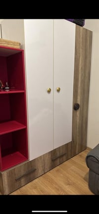 كابينات • قطعتين • مستعجل