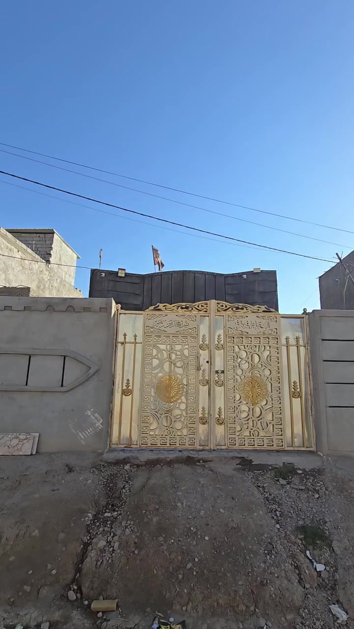 حياكم الله جميعا يارب 
اخوتي بيت للبيع قرب قاعه أوسكار بوجه التصنيع كامل من كلشي خدمات كامله البيت جديد باقي تفاصيل خاص او ع رقم ‏‪***********‬‏ حياكم الله
