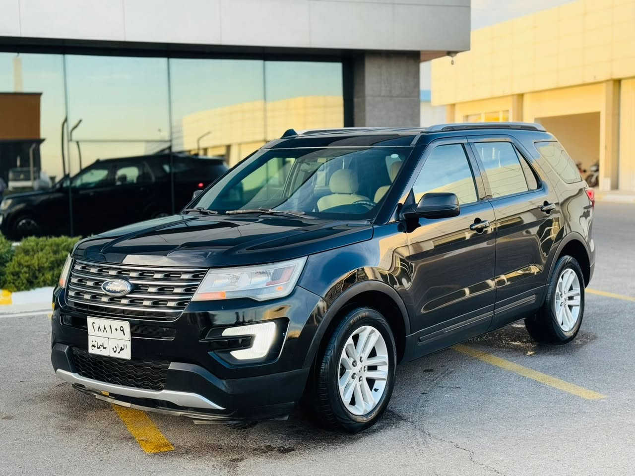 بسم الله الرحمن الرحيم
‏ FORD EXPLORER 2017
فؤرد أكسپلوره ر موديل ٢٠١٧
لون اسود
____________________________________
مكان🌆: سليمانية      سعر💵: 164$
تليفون📲: :*********** /// ***********
____________________________________
محرك V6 3.5L سته سلندر محرك مرغوب
گير و محرك بشرط مامفتوح
بدون صوت و صرف و خلل كل بشرط فحص
____________________________________
( بيها شبر صبوغ ) بدون أيرباگ و أمامي و خلفي كپس
أيرباك بشرط
سيارة حيل حيلوه نضيف
____________________________________
مواصفات
( داخل أسفر - ٧ راكب - تبريد مركزي - كشن كهربا - ڤوليوم - تحديد سورعه - ويل كه ب - بلاجكتور - وبعد )
____________________________________
اربع تايرات و ويل جديد
سيارة شرط بدون اى نواقص گير و موحريك و حدادي و كاهرباى كولة بشرط شهر 
سنوي بأسمي تحويل غرامة بشرط
____________________________________
بسم الله الرحمن الرحيم
‏ FORD EXPLORER 2017
فؤرد ئيكسپلوره ر مؤديل 2017
ره نگى ره شى قه تران
_____________________________________
شوين🌆 : سليمانى       سعر💵 : 164$
مؤبايل📲: *********** /// ***********
_____________________________________
مه كينه V6 3.5L شه ش بستؤن مه كينه مه رغوب
گيرو مه كينه ى به شه رت نه كراوه ته وه
سه وت و سه رف و خه له لى نييه به شه رت
_____________________________________
( يه ك  بست بؤياغى هه يه ) پيش و پشتى كه پسه ئيرباگ به شه رت ئيرباگى نه ته قيوه 
زؤر جوان ماوه ته وه و نمونه يه له جوانيدا
_____________________________________
مواسفات
( ناوزه رد - سئ ريز كوشن - ته بريد مه ركه زى -گيرى سه ر سوكان - كوشن كاره با - ڤؤليؤم - تحديد سورعه - ويل كه پ - بلاجكتؤر )
_____________________________________
چوار تايه ويلى تازه ى بؤبه ستراوه و كامل سيرڤزى بؤ كراوه
ته حويل و غه رامه به شه رت به ناوى خؤمه وه يه
::: گيرو مه كينه و كاره باى و هه موو گيانى به شه رت :::
____________________________________
