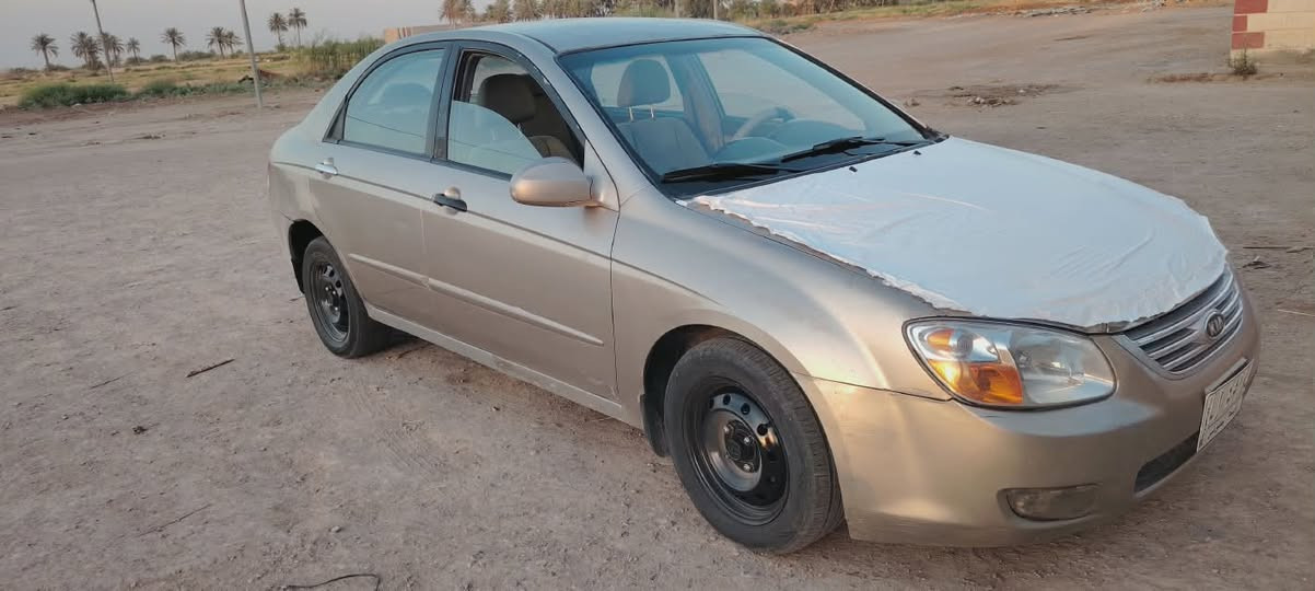 سبكترا 2007
سيارة نضيفة ومرتبة

تخم تاير جديد 
كير-محرك-صدر مكفولات 
سنوية بأسمي 
رقم واسط
سيارة خير من الله 
مكان السيارة واسط قضاء الصويره 
سعر 72 وبيها مجال 
للاستفسار 
***********
