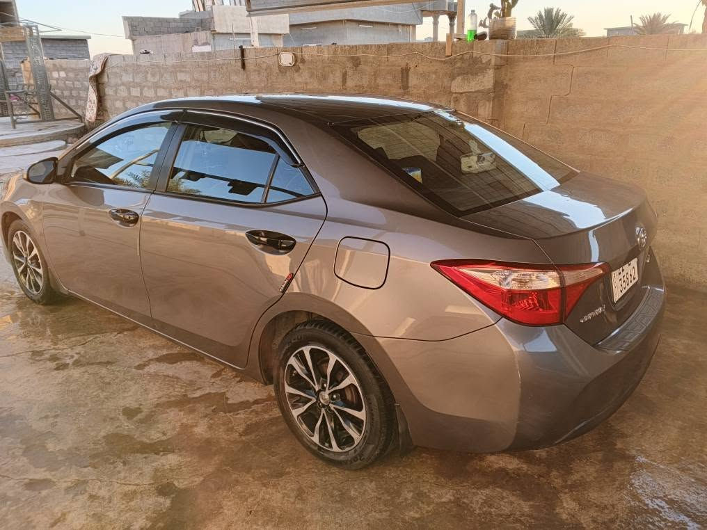 كورلا 18 ضرر بنيت فقط بدون دواخل وبدون ارباك ماشيه 98 سنويه هزه كلشي جديد سعر 135 وبيهه مجال *********** كركوك, العراق
