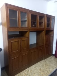 معرض خشب صاج ثلاث قطع منفصله  مكاني الدورة     السعر    ١٥٠ الف   تواص...