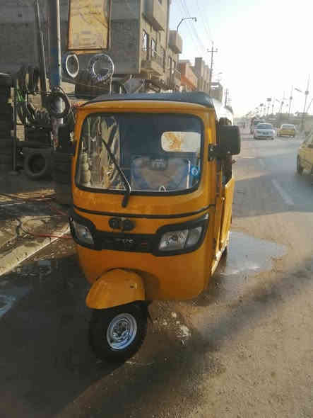 تكتك tvs للبيع موديل19دخول20 محدث 22 من مكينه او دشبول او بيبان كلشي 22كل نقص مابيهة لتخابر او اتكلي اشبيهة هاي كدامك كلشي واضح مكاني بغداد البياع ***********
