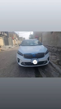 سورنتو ٢٠٢٠ • ٦ سلندر ٧ راكب • رقم ميسان