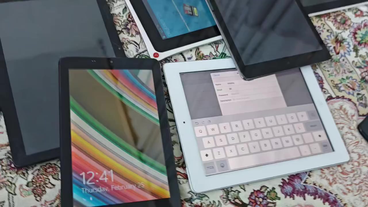 البيع فحم كلشي لاتسالني القطعة بخمسة البيع شلع ١٤ قطعة تريد تحجز شوف الفيديو وتمم يصير حسابهن كلهن ٧٠ الف  للحجز موبايل ***********
