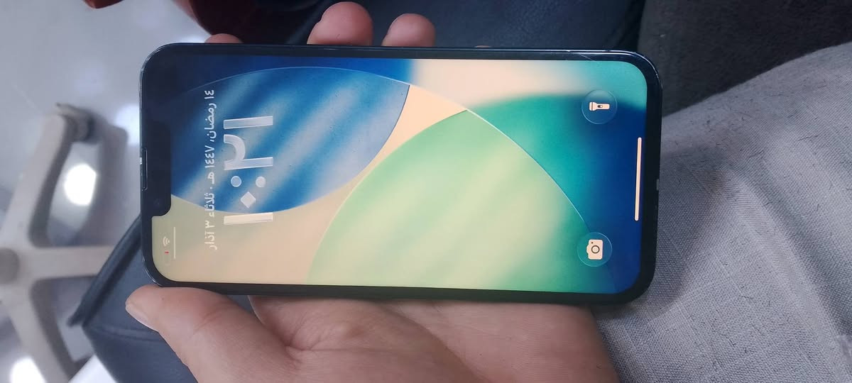 السلام عليكم ١٣عادي مبدل شاشه كوبي بطاريه٨٥ سعر٣٠٠ وبي مجال مكاني بغداد المنصور14  ***********
